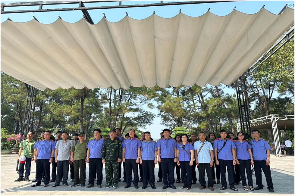 Chuyến “Về nguồn” của Ban chỉ huy quân sự; lực lượng tự vệ Viện kiểm sát nhân dân tỉnh Hưng Yên