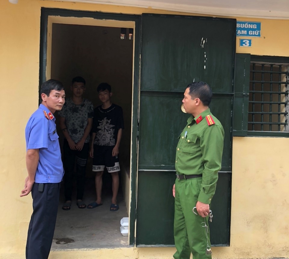 Viện KSND huyện Kim Động: Thực hiện hiệu quả công tác kiểm sát tạm giữ, tạm giam và thi hành án hình sự 