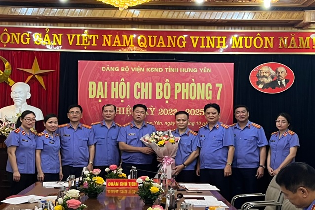 Tổ chức thành công đại hội mẫu chi bộ Phòng 7 trực thuộc Viện KSND tỉnh Hưng Yên