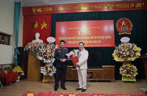 Lễ công bố và trao quyết định bổ nhiệm chức vụ Phó Viện trưởng Viện kiểm sát nhân dân tỉnh Hưng Yên