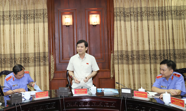 Viện trưởng VKSND tối cao Lê Minh Trí làm việc với Đoàn làm phim Đài truyền hình Việt Nam