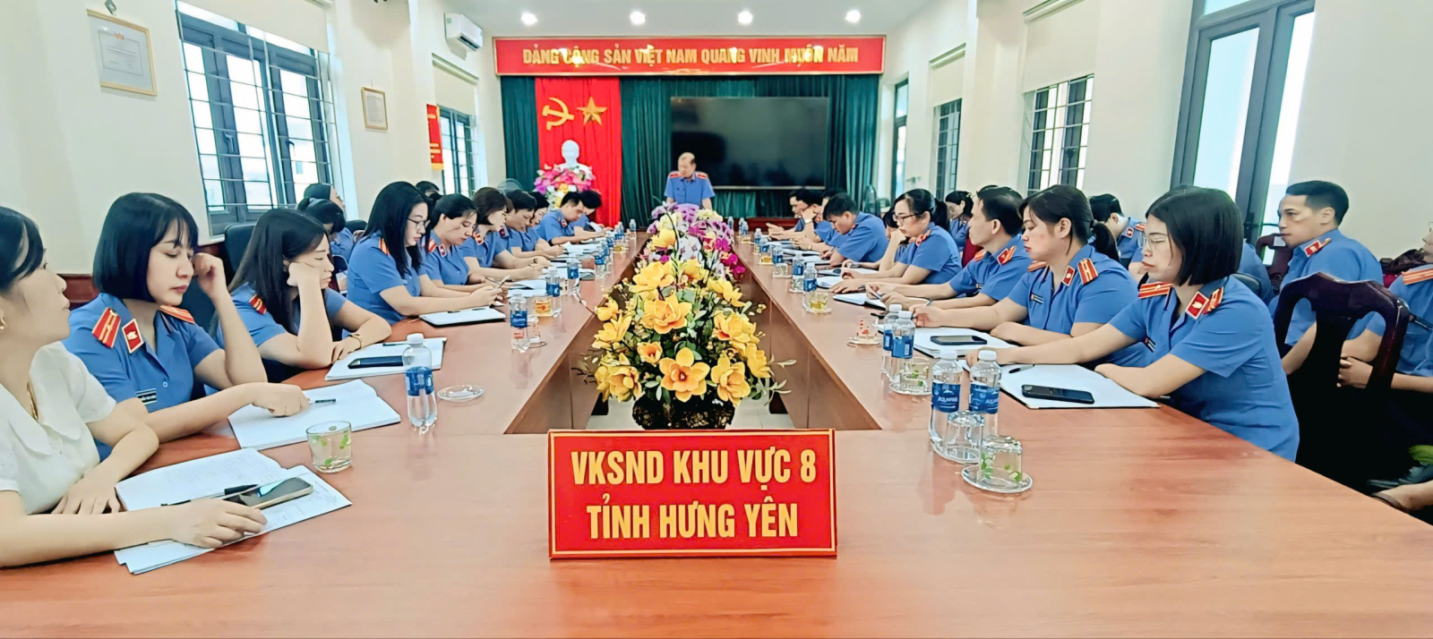 VKSND tỉnh Hưng Yên công bố các quyết định thanh tra, kiểm tra tại VKSND khu vực 8