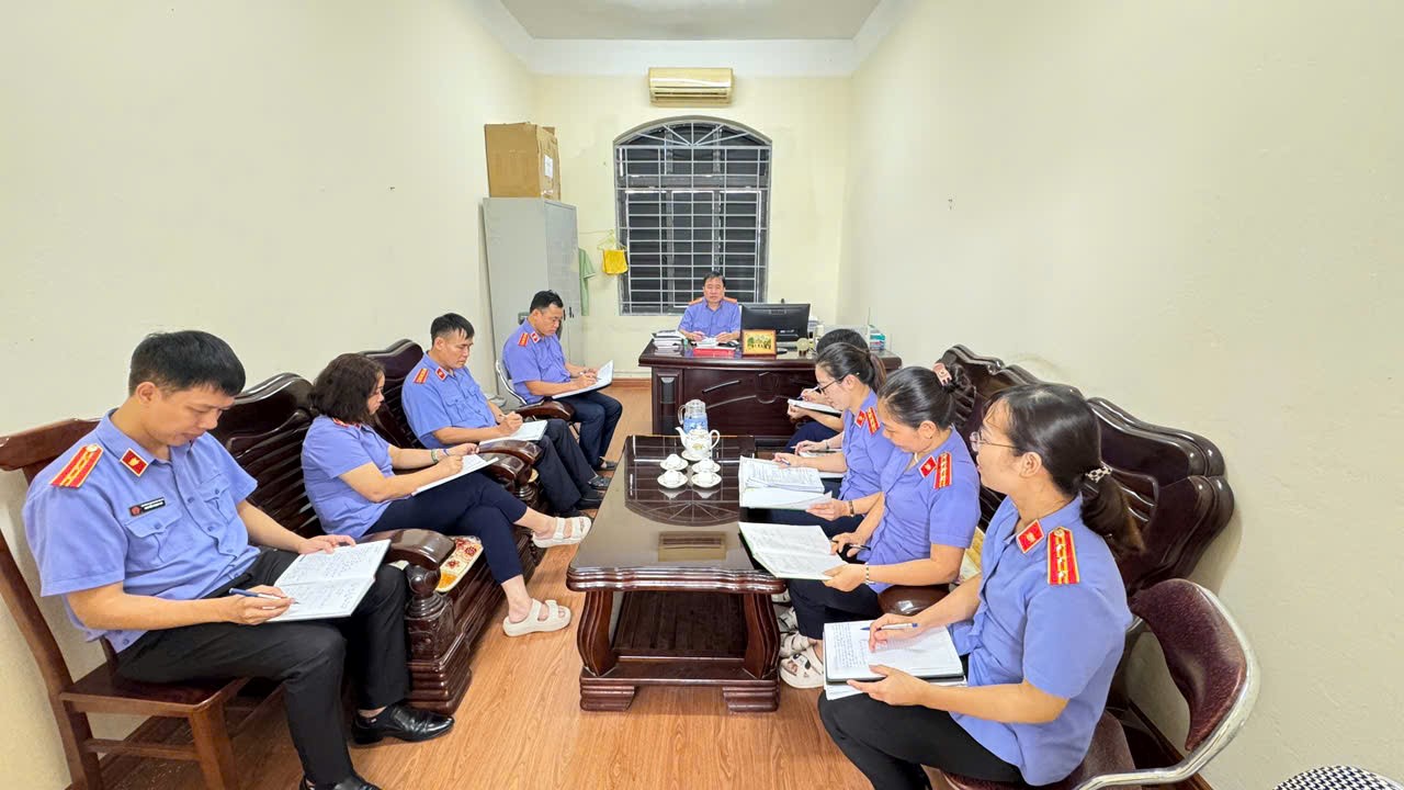 Phòng 9 – Viện kiểm sát nhân dân tỉnh Hưng Yên hưởng ứng, tích cực tham gia cuộc thi trực tuyến “Tìm hiểu pháp luật về bầu cử Đại biểu Quốc hội và Đại biểu Hội đồng nhân dân” trên địa bàn tỉnh Hưng Yên”.