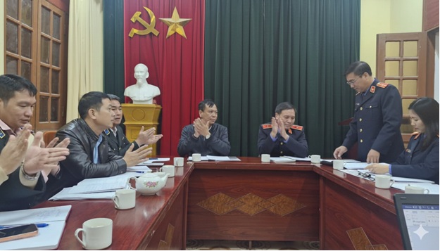 Viện kiểm sát nhân tỉnh Hưng Yên công bố Quyết định trực tiếp kiểm sát hoạt động thi hành án dân, thi hành án hành chính sự tại Phòng thi hành án dân sự khu vực 1.