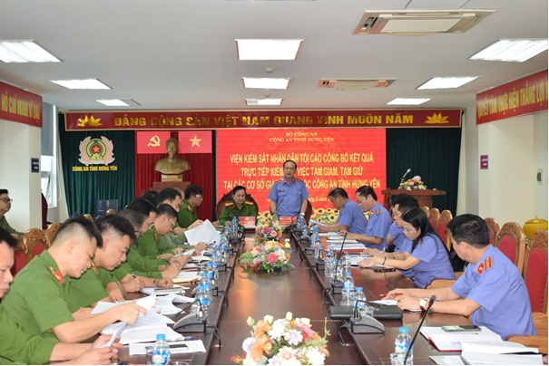 VIỆN KIỂM SÁT NHÂN DÂN TỈNH HƯNG YÊN THAM GIA PHỐI HỢP CÙNG VIỆN KIỂM SÁT NHÂN DÂN TỐI CAO TRỰC TIẾP KIỂM SÁT TẠI TRẠI TẠM GIAM SỐ 1 CÔNG AN TỈNH HƯNG YÊN