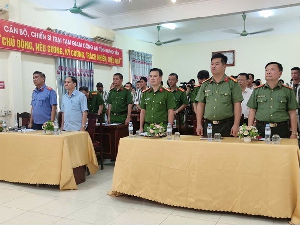 Viện kiểm sát nhân dân tỉnh Hưng Yên tham dự Lễ công bố Quyết định đặc xá năm 2026 và tiến hành trực tiếp kiểm sát việc Quyết định đặc xá  tại Trại tạm giam số 1 Công an tỉnh Hưng Yên