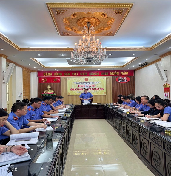 Ngày 23/10/2025, Viện kiểm sát nhân dân khu vực 5 – Hưng Yên tổ chức Hội nghị tổng kết công tác nghiệp vụ Kiểm sát năm 2025. 