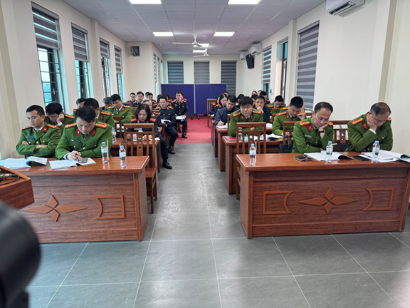 VKSND KHU VỰC 2 TỔ CHỨC TỌA ĐÀM TRIỂN KHAI LUẬT TƯ PHÁP NGƯỜI CHƯA THÀNH NIÊN VÀ VĂN BẢN HƯỚNG DẪN