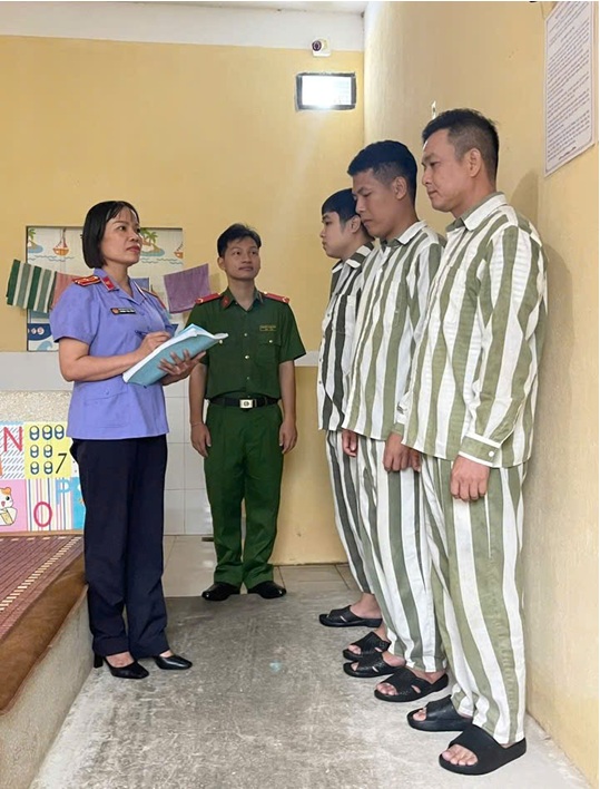 Viện kiểm sát nhân dân Khu vực 1 - Hưng Yên đã Trực tiếp kiểm sát việc tạm giữ, tạm giam và thi hành án phạt tù tại Phân trại tạm giam Tiên Lữ - Trại tạm giam số 1 Công an tỉnh Hưng Yên