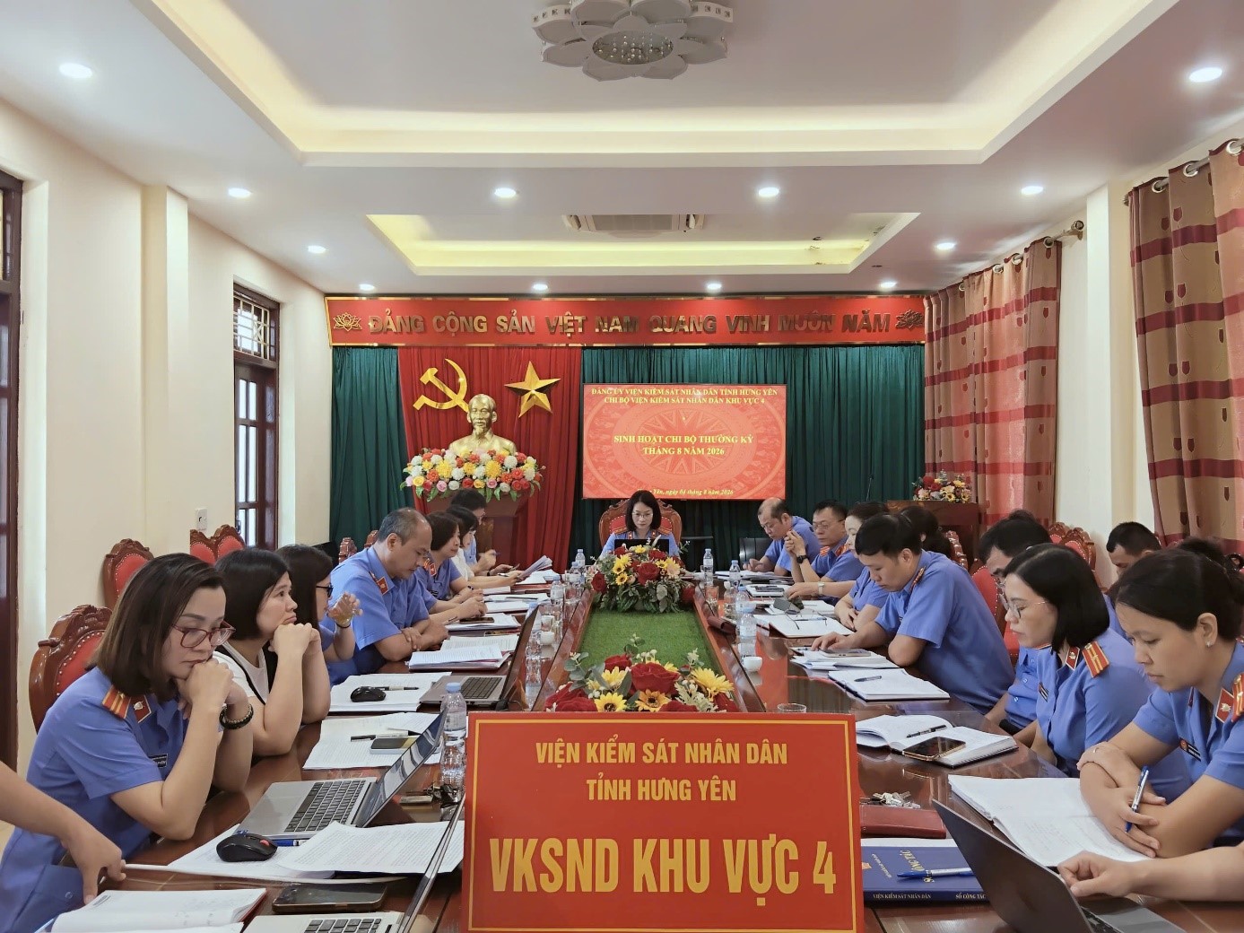 CHI BỘ VKSND KHU VỰC 4 – HƯNG YÊN TỔ CHỨC SINH HOẠT CHI BỘ THÁNG 8 NĂM 2026