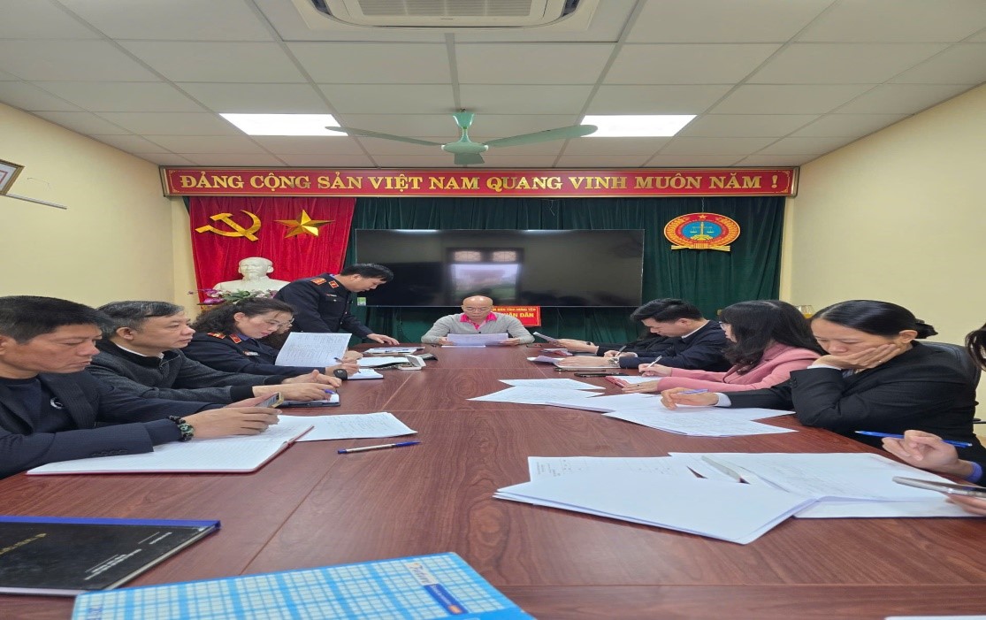 VIỆN KIỂM SÁT - TÒA ÁN NHÂN DÂN KHU VỰC 4 - HƯNG YÊN  PHỐI HỢP RÀ SOÁT ÁN DÂN SỰ TẠM ĐÌNH CHỈ