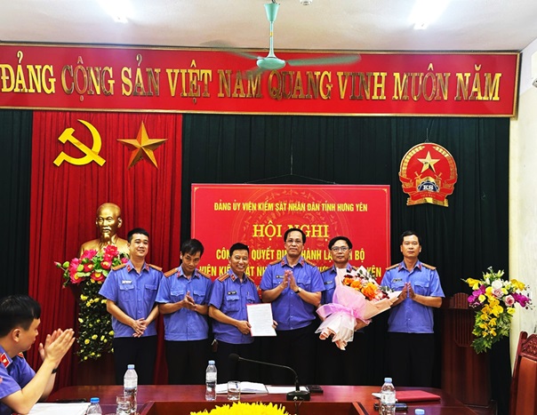 VKSND khu vực 3 – Hưng Yên: Công bố Quyết định thành lập Chi bộ và chỉ định nhân sự Chi ủy, Bí thư, Phó Bí thư Chi bộ