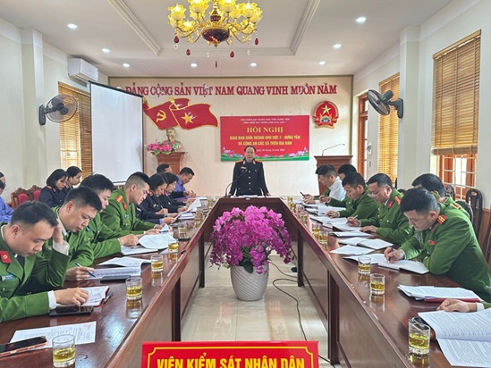 Viện kiểm sát nhân dân khu vực 7, tỉnh Hưng Yên chủ trì, tổ chức thành công hội nghị giao ban với Công an các xã trên địa bàn