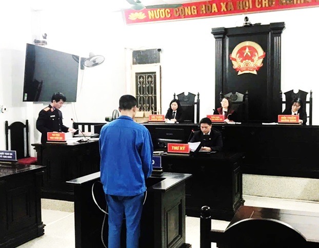 Viện trưởng VKSND thành phố Hưng Yên trực tiếp thực hành quyền công tố, kiểm sát xét xử vụ án hình sự