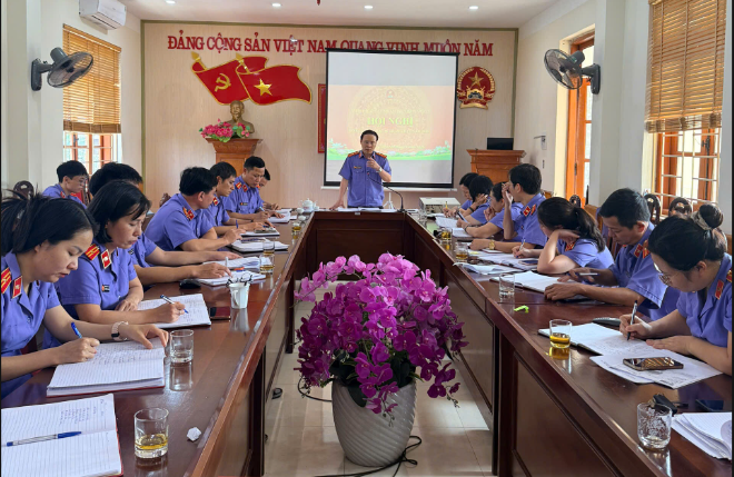 VIỆN KSND KHU VỰC 7 – HƯNG YÊN TỔ CHỨC HỘI NGHỊ SƠ KẾT CÔNG TÁC 6 THÁNG ĐẦU NĂM 2026