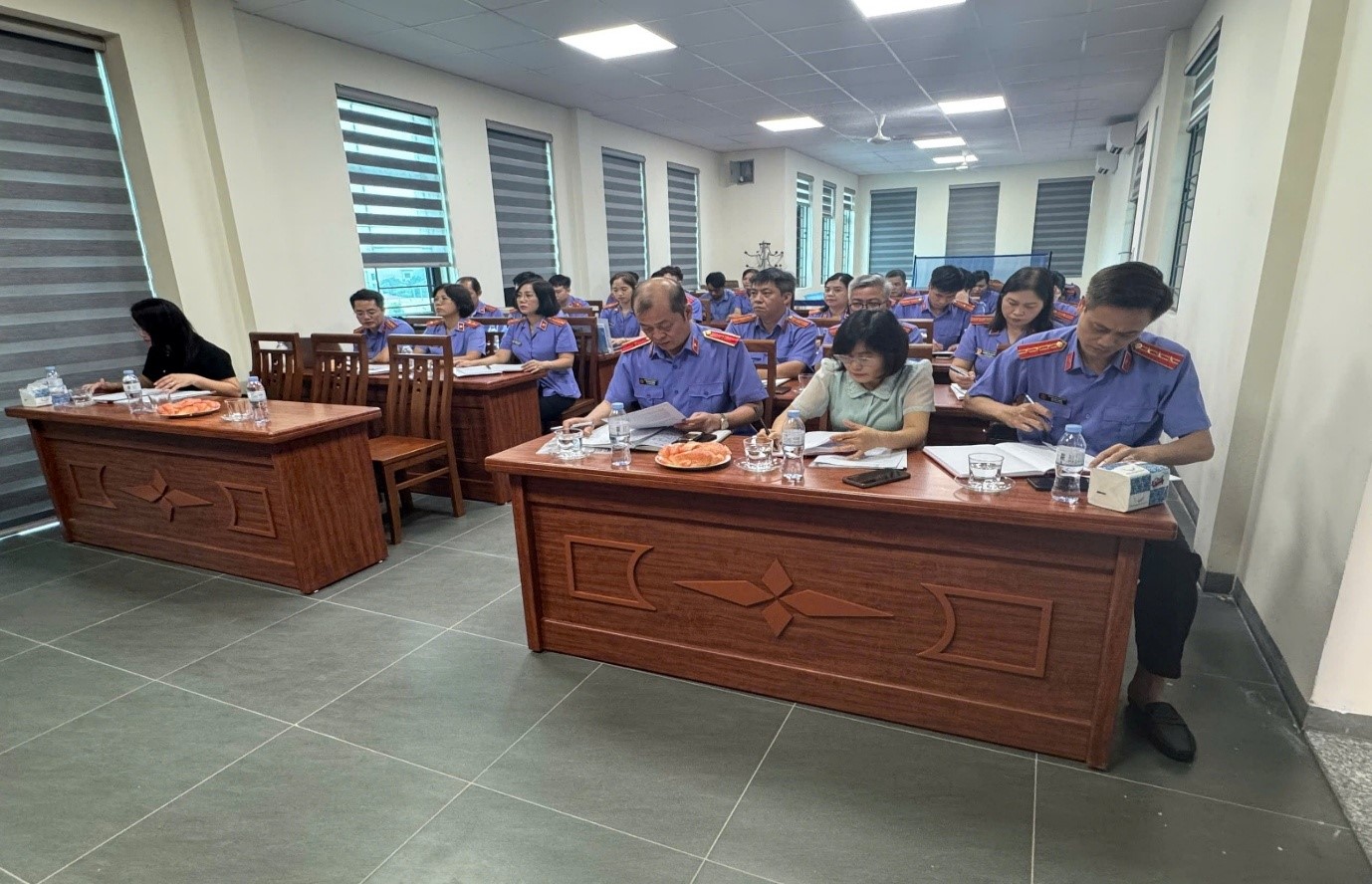 Chi bộ Viện kiểm sát nhân dân Khu vực 2 tổ chức sinh hoạt thường kỳ tháng 7 năm 2026 với sự tham dự, chỉ đạo của đại biểu cấp trên