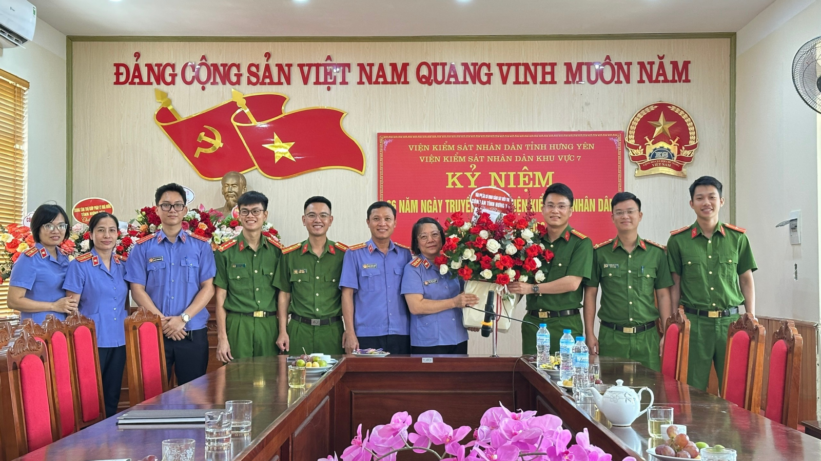 Viện kiểm sát nhân dân khu vực 7 – Hưng Yên tổ chức chương trình gặp mặt kỷ niệm 66 năm Ngày thành lập ngành Kiểm sát nhân dân (26/7/1960 - 26/7/2026)