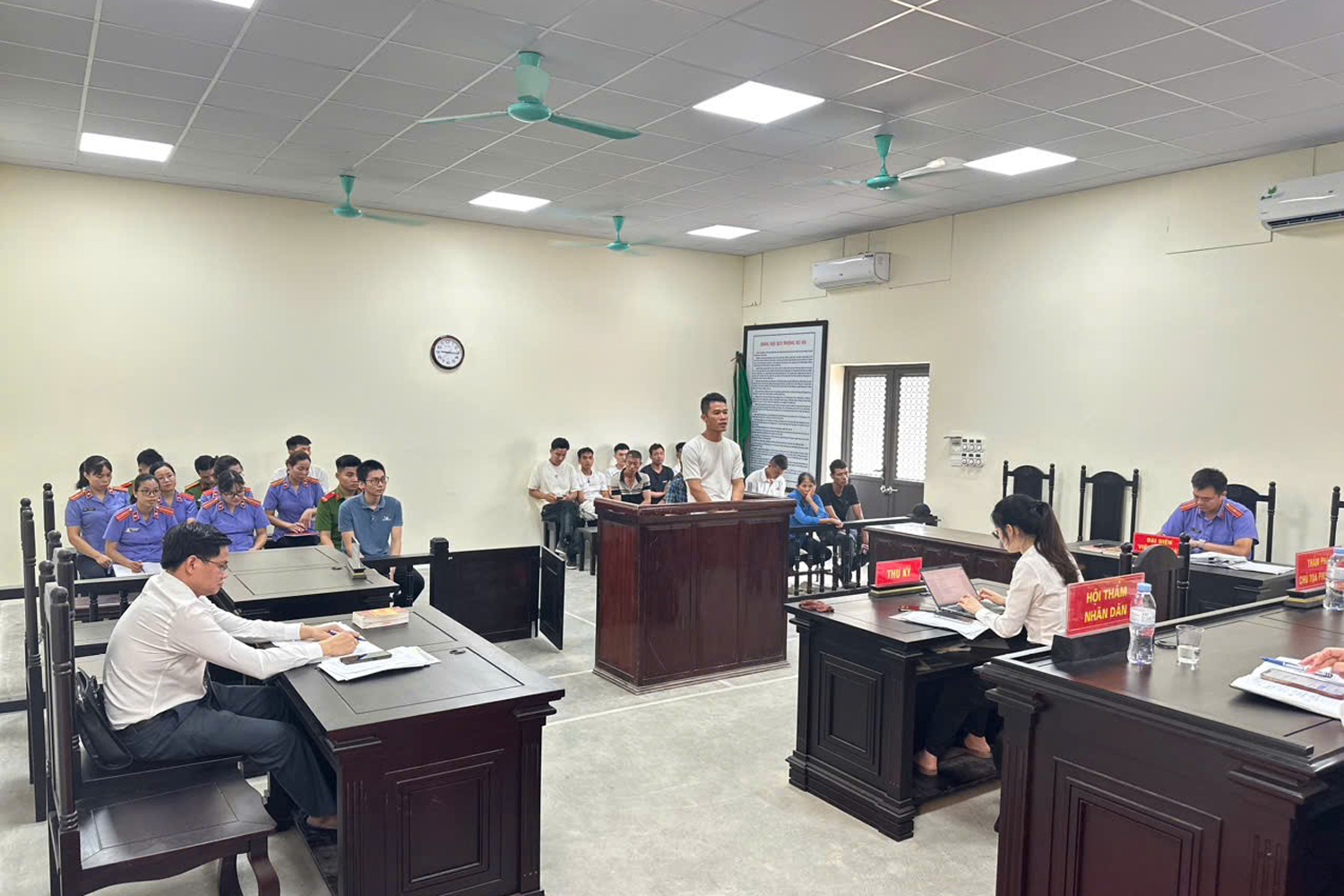 Viện KSND KHU VỰC 3 - HƯNG YÊN PHỐI HỢP TỔ CHỨC PHIÊN TÒA RÚT KINH NGHIỆM VỤ ÁN HÌNH SỰ
