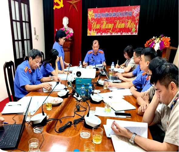 Viện kiểm sát nhân tỉnh Hưng Yên: Công bố Kết luận kiểm sát trực tiếp công tác thi hành án dân sự tại Chi cục thi hành án dân sự thị xã Mỹ Hào.