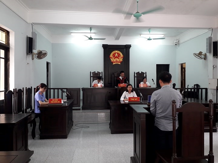 Thực hiện Kế hoạch công tác năm 2019, ngày 09/04/2019 VKSND huyện Tiên Lữ phối hợp với TAND huyện Tiên Lữ, tỉnh Hưng Yên tổ chức phiên tòa rút kinh nghiệm.